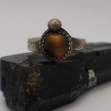 Load image into Gallery viewer, Tiger Eye Third Eye - Ring