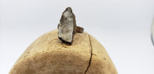 Load image into Gallery viewer, Copper Quartz Cluster Ring