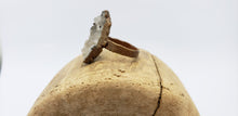 Load image into Gallery viewer, Copper Quartz Cluster Ring