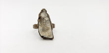 Load image into Gallery viewer, Copper Quartz Cluster Ring