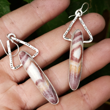 Load image into Gallery viewer, Wonderstone Triangle - Earrings