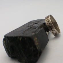 Load image into Gallery viewer, Southwestern Print Silver Band - Ring
