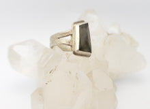 Load image into Gallery viewer, Labradorite Trapezium Ring
