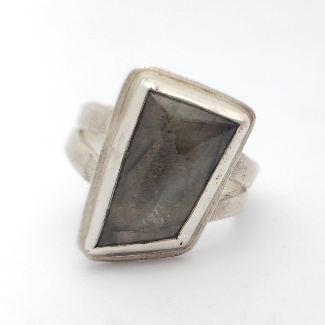 Labradorite Trapezium Ring