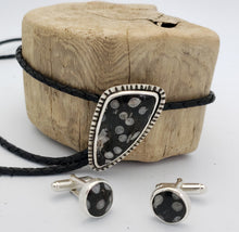 Load image into Gallery viewer, Snowflake Obsidian Bolo Tie
